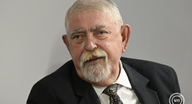 Elhunyt Kásler Miklós egyetemi tanár