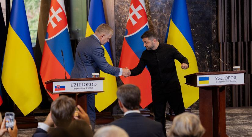 Zelenszkij kész olajat és gázt szállítani Szlovákiába, ha az nem orosz, míg Fico jó európai perspektívát kívánt Ukrajnának