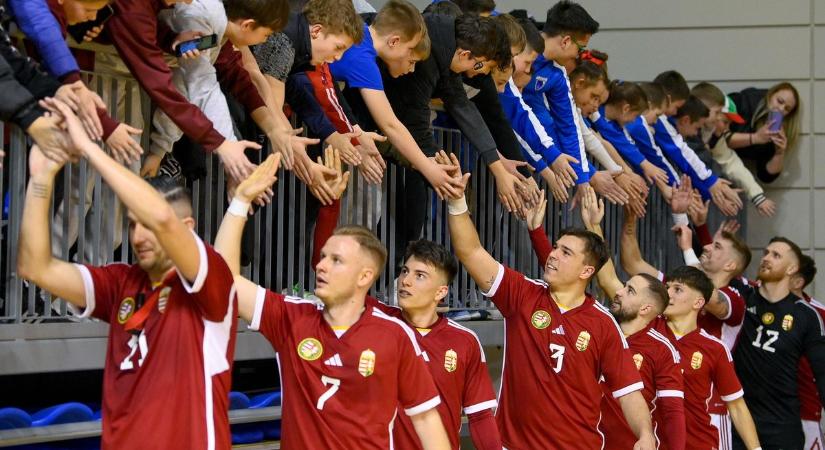 Meglepetésre csak egy játékos került be a csapatba a címvédő Veszprémből