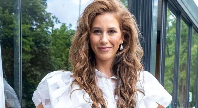 Mikes Anna megmutatta az esküvői sminkjét, nem teszi zsebre amit kapott érte