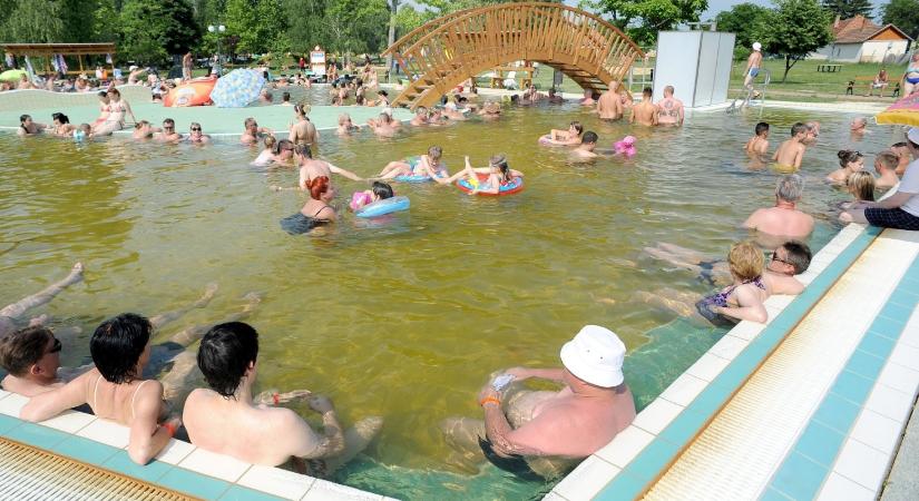 Jövő héttől 1300 forintos fürdőbelépőt kínál az egyik alföldi termálfürdő