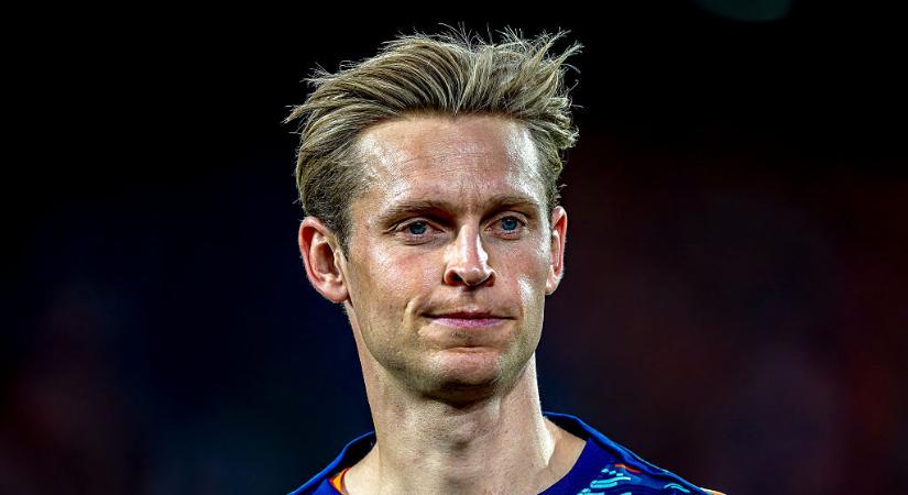De Jong megsérült a válogatottnál, visszatér Barcelonába