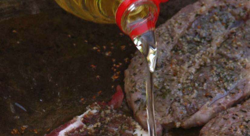 A te konyhádban is lehet ebből az olajból, nehogy főzz vele, durván mérgező!