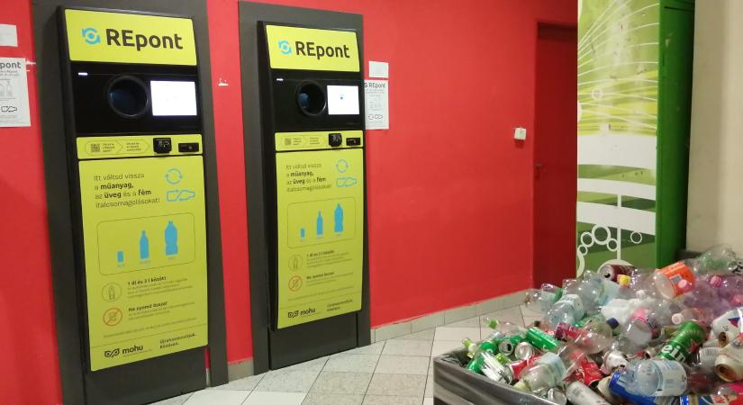 Újabb rekordokat ért el az üvegvisszaváltási rendszer