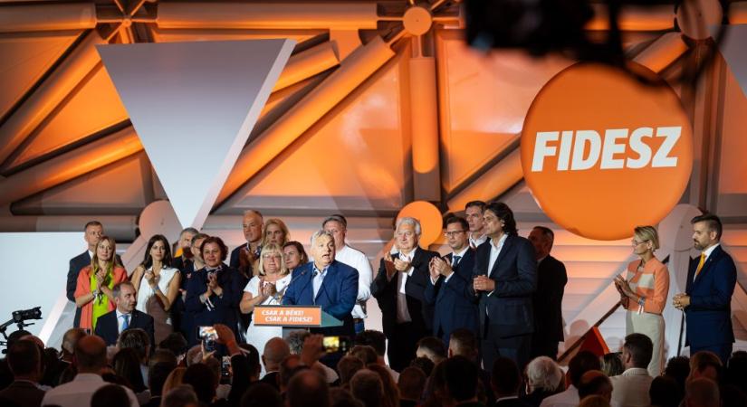 21 Kutatóközpont: a tavaly a Fideszre szavazók 83 százaléka tart ki a kormánypárt mellett