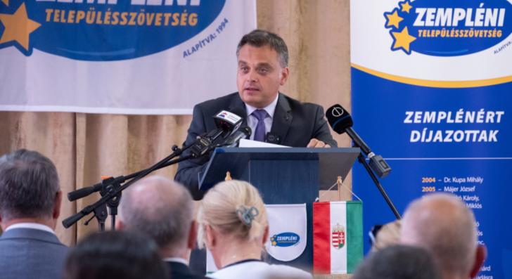 Latorcai Csaba: A versenyképességhez összefogás kell