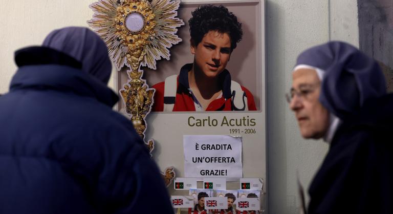 „Isten Influenszere” – szentté avatják Carlo Acutist, a 15 évesen elhunyt katolikus aktivistát