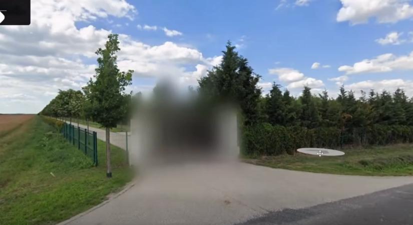 Elhomályosította a batidai kastély kapuit a Google