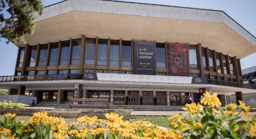 Új lendületet kapott a színház felújítása