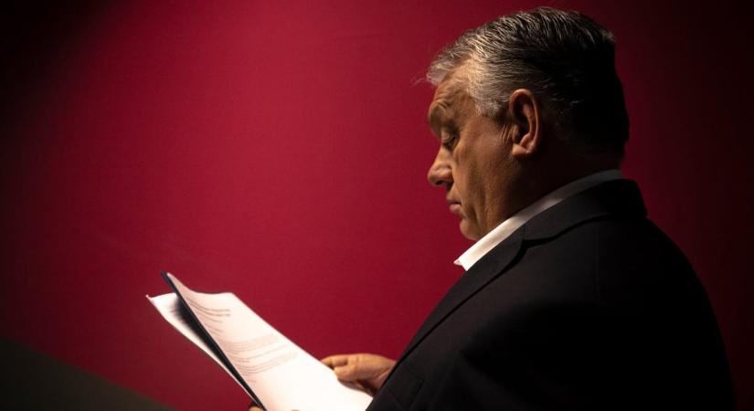 Orbán Viktor szombaton este még Dublinban szurkol a magyar válogatottnak, vasárnap délután pedig már Kötsén tart beszédet