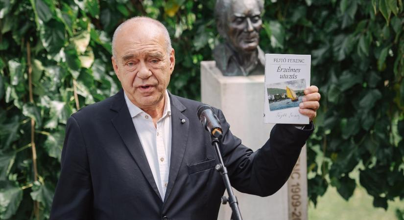Kocsis András Sándor: Egy valószerűtlenül földönkívülinek tűnő ember