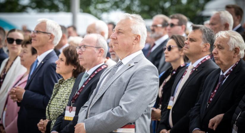 Semjén Zsolt: Boldog Bódi Mária Magdolna könyörögj érettünk!