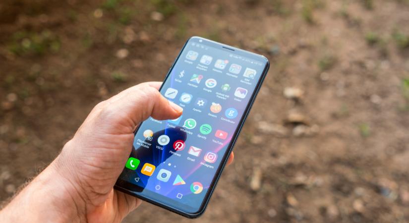 Neked is ilyen telefonod van? Megszólalt a gyártó: ha ezt nem végzed el rajta, mindened odalehet