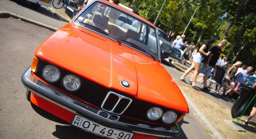 BMW-k lepik el a borsodi települést hamarosan