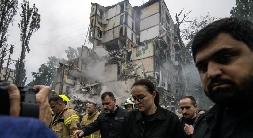 Először ért orosz rakétatalálat ukrán kormányzati épületet