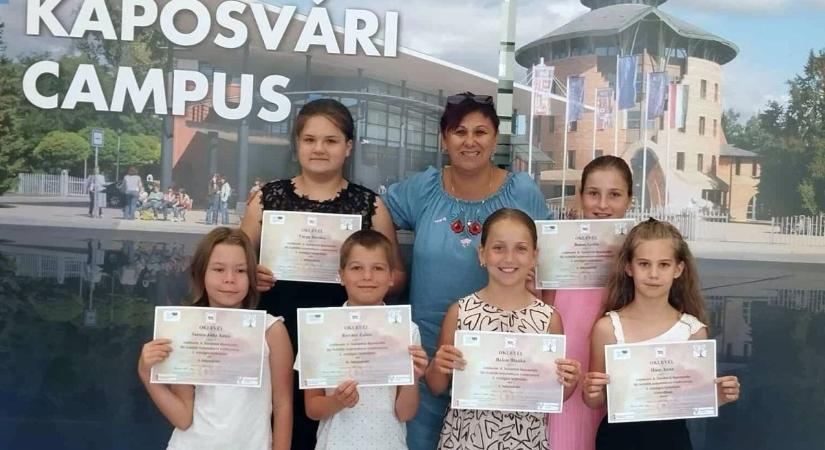 Díjeső a diákoknak: a gyermeked is rajta van a listán?