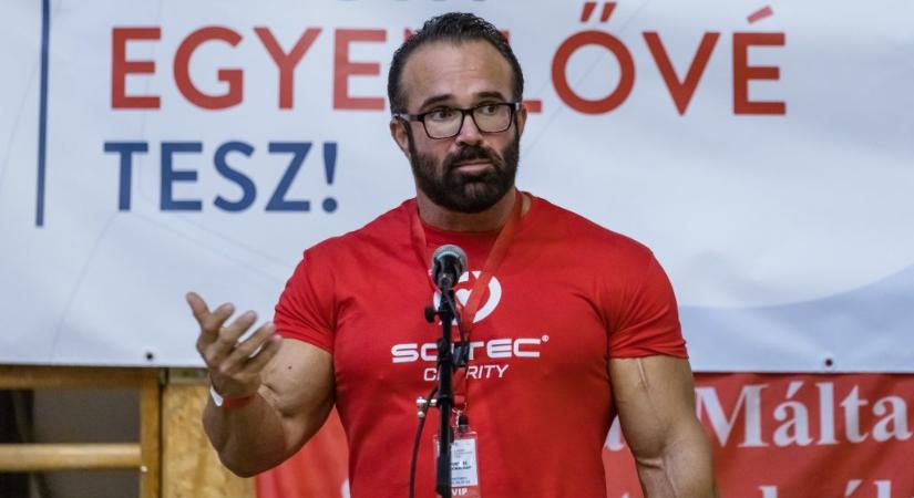 Szívszorító felvételekkel emlékezett meg özvegye Kathi Béláról