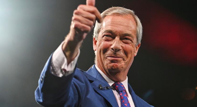 Farage: Ha én leszek a kormányfő, két héten belül leállítom a migránsok hajóval történő érkezését
