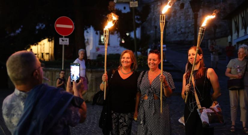 Az oszmán nők higiéniai és szépségtrükkjeit is megismerhették az egri történelmi séta résztvevői
