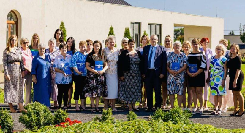 Ünnepelték a magyar védőnők áldozatos szolgálatát Hevesen is (fotókkal)
