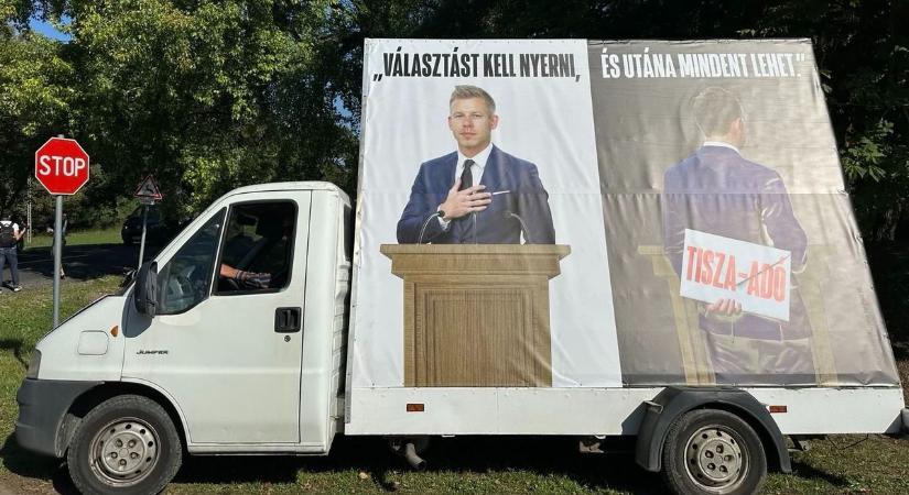 „Átver a Tisza” – Kötcsén kezdődött a kampány az adótervek ellen
