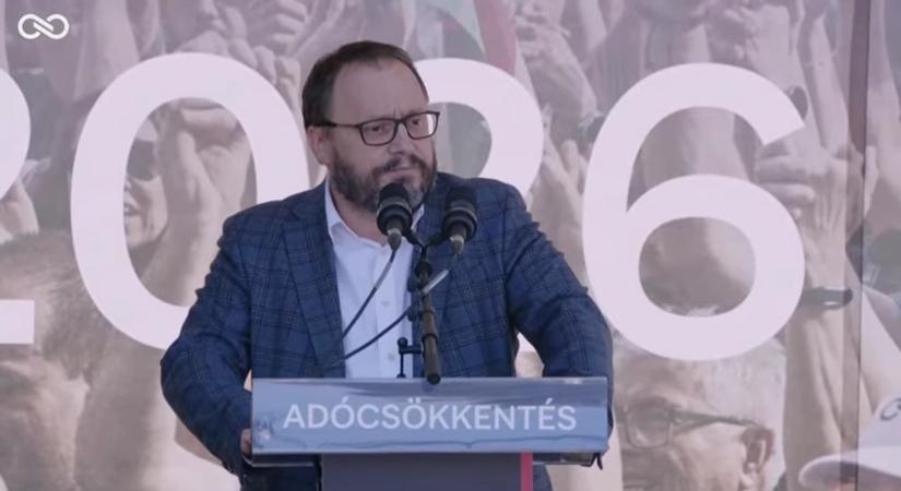 A második Orbán-kormány volt államtitkára is felszólalt Kötcsén – a TISZA párt rendezvényén