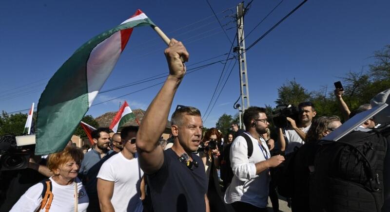 Magyar Péter Kötcsén ismét bejelentette, hogy visszahozza a kata adózást