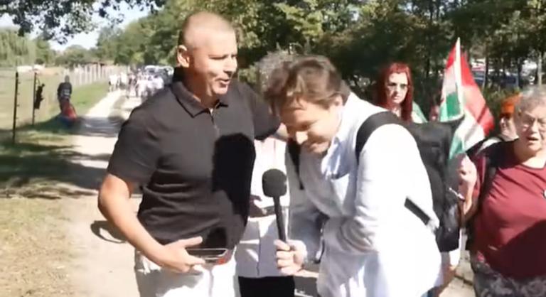 Ruszin-Szendi Romulusz fellökött egy riportert, amiért az kérdésekkel bombázta