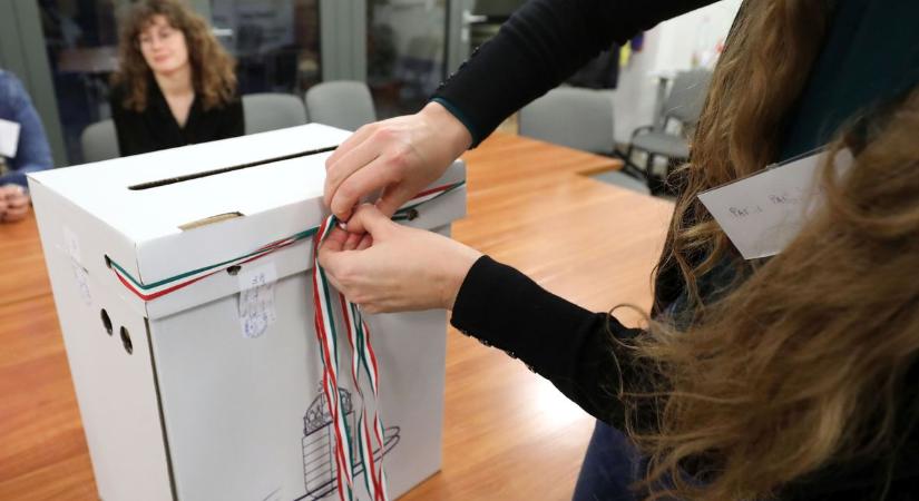Időközi választás: leváltották a polgármestert Karádon