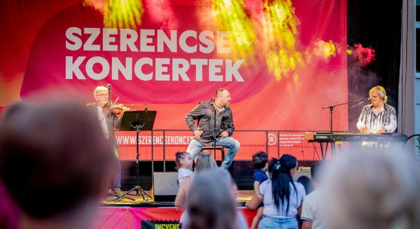 Felejthetetlen hangulatot varázsolt Delhusa Gjon Kazincbarcikára