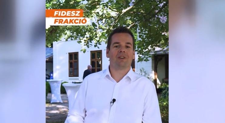 24. alkalommal rendezik meg a Polgári Pikniket Kötcsén  videó