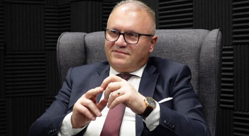Gáz van Szlovákiában: hirtelen lemondott a legnagyobb állami kereskedő vezérigazgatója