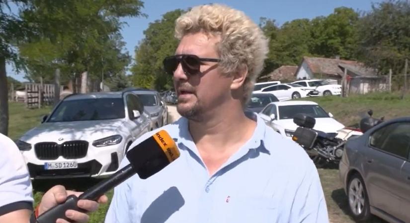 Nagy Ervin olyan nyakatekerten kamuzott Kötcsén a Tisza-adóról, hogy épp csak az ég nem szakadt le tőle