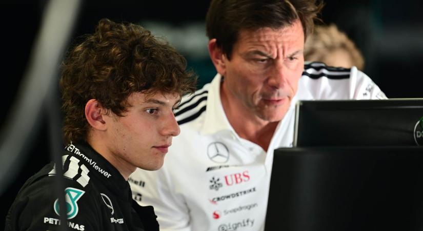 F1: Csalódott az újoncban a Mercedes-főnök