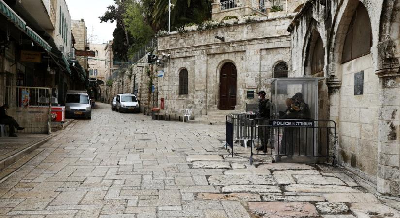 Zsúfolt buszra nyitottak tüzet Jeruzsálemben, többen meghaltak