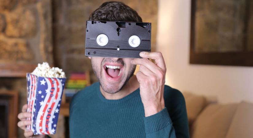 Több millió forint régi VHS-kazettáért: ezekért a filmekért vagyonokat fizetnek a gyűjtők – itt a lista