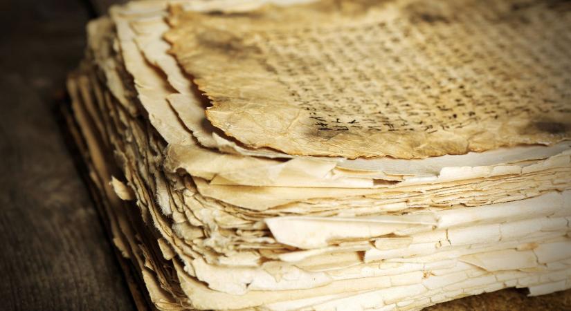 A mesterséges intelligencia megfejtett egy ősi papiruszt és gigászi felfedezést tett, pironkodhatnak az emberek