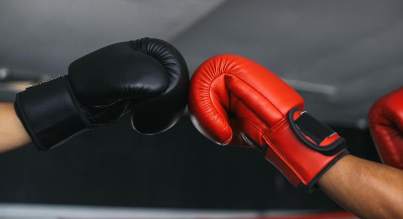 Többen úgy kaptak hatalmas pofont, hogy ringbe sem léphettek az ökölvívó világbajnokságon