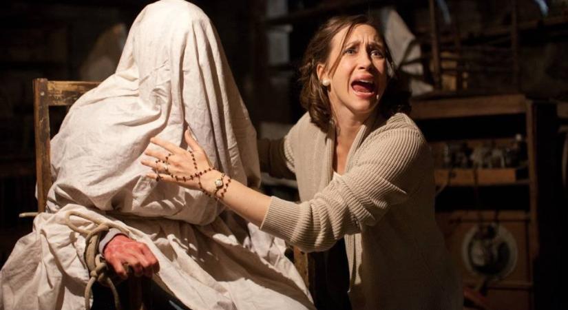 Démonok között: A modern horrormestermű születése (kritika)