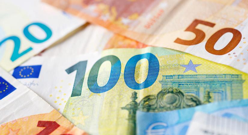 Gyűlnek a fekete fellegek Németország felett
