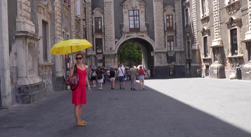 Hosszú börtönévek várnak a magyar turistalányokat megerőszakoló migránsokra  videó