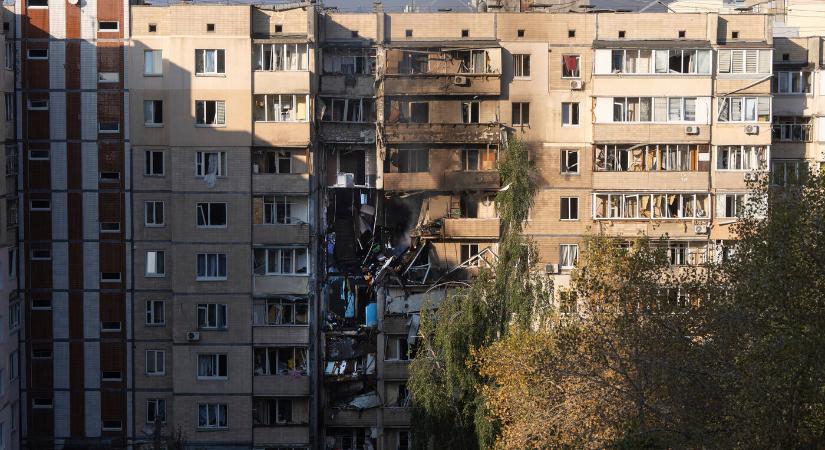 Ukrán főparancsnok: Oroszországnak háromszoros túlereje van a fronton
