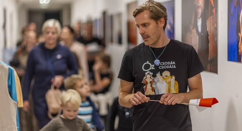 Évadnyitó: Légy ott! 2025 a Weöres Sándor Színházban