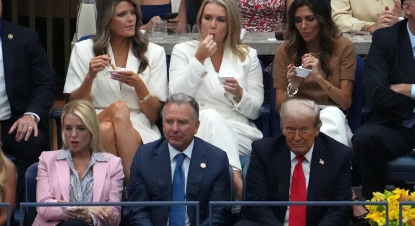 Nem elég, hogy Trump mindent felforgatott, még unta is a US Open döntőjét