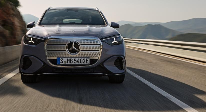 Világító csillag, szuperagy, vegán belső: itt az új Mercedes SUV