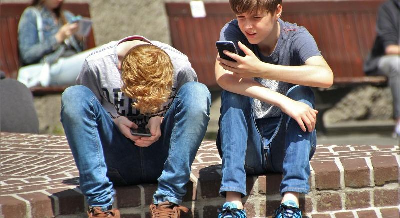 Van ahol teljes a mobiltilalom az iskolában