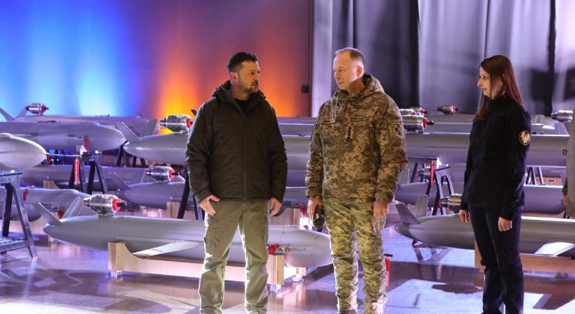 Az ukrán főparancsnok szerint Oroszországnak háromszor több katonája és eszköze van a fronton, mint Ukrajnának