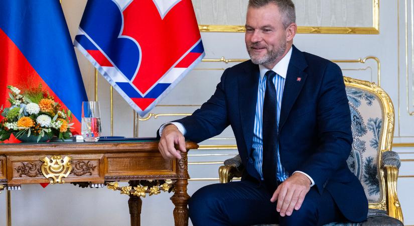 Bírságot kapott a Hlas, mert későn tette közzé a kampányra felvett hitelt