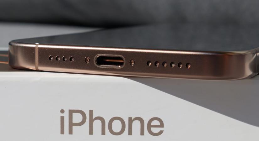 Befutott egy információ a kedden érkező új iPhone-ok akkumulátoráról
