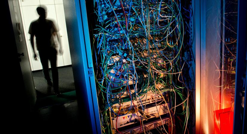 Orbánnak megtetszhetett az orosz internetes szuverenitás, céget alapítottak a nemzeti algoritmusért